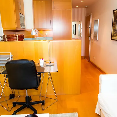 Apartment Liiiving In | Corporate Comfort Flat *
